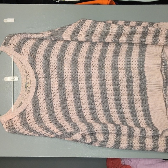 Free People Pink Grey Striped Waffle Knit Sweater Size Medium - Picture 1 of 8